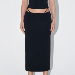 Khy | NWT! Black Soft Stretch Midi Skirt Size: Small